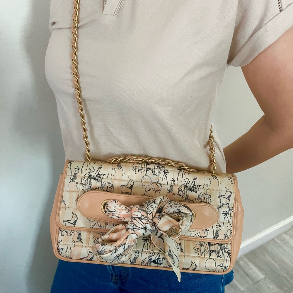 Chanel Vintage Flap Bag - Picture 3 of 12